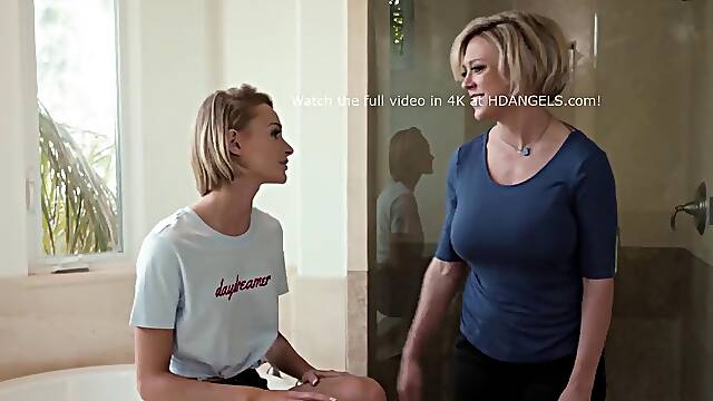 Mom, Ive Never Jerked Off Before! - Dee Williams