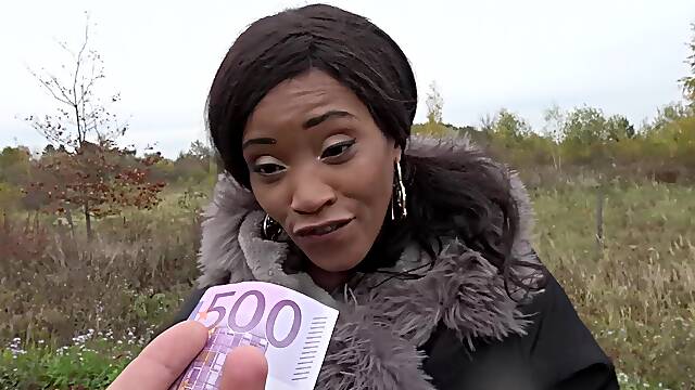 Kiki Minajs Wild Passion in Public Outdoor Ride