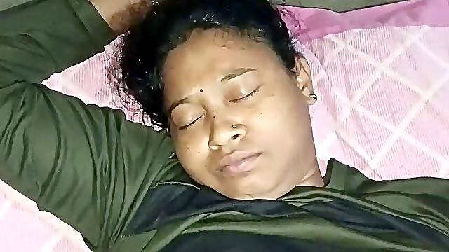 Indian desi girl douche intercourse vid (part 1)