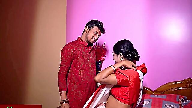 Widow Bhabhi hard-core lovemaking with Unmarried Devar! Bhabhi Sex